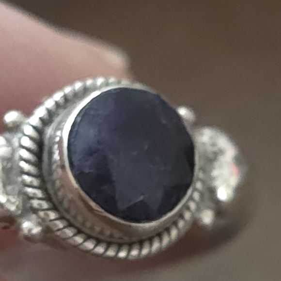 VINTAGE STERLING SILVER SAPPHIRE LADIES RING 2.38 Grams Size 7 - Picture 4 of 7